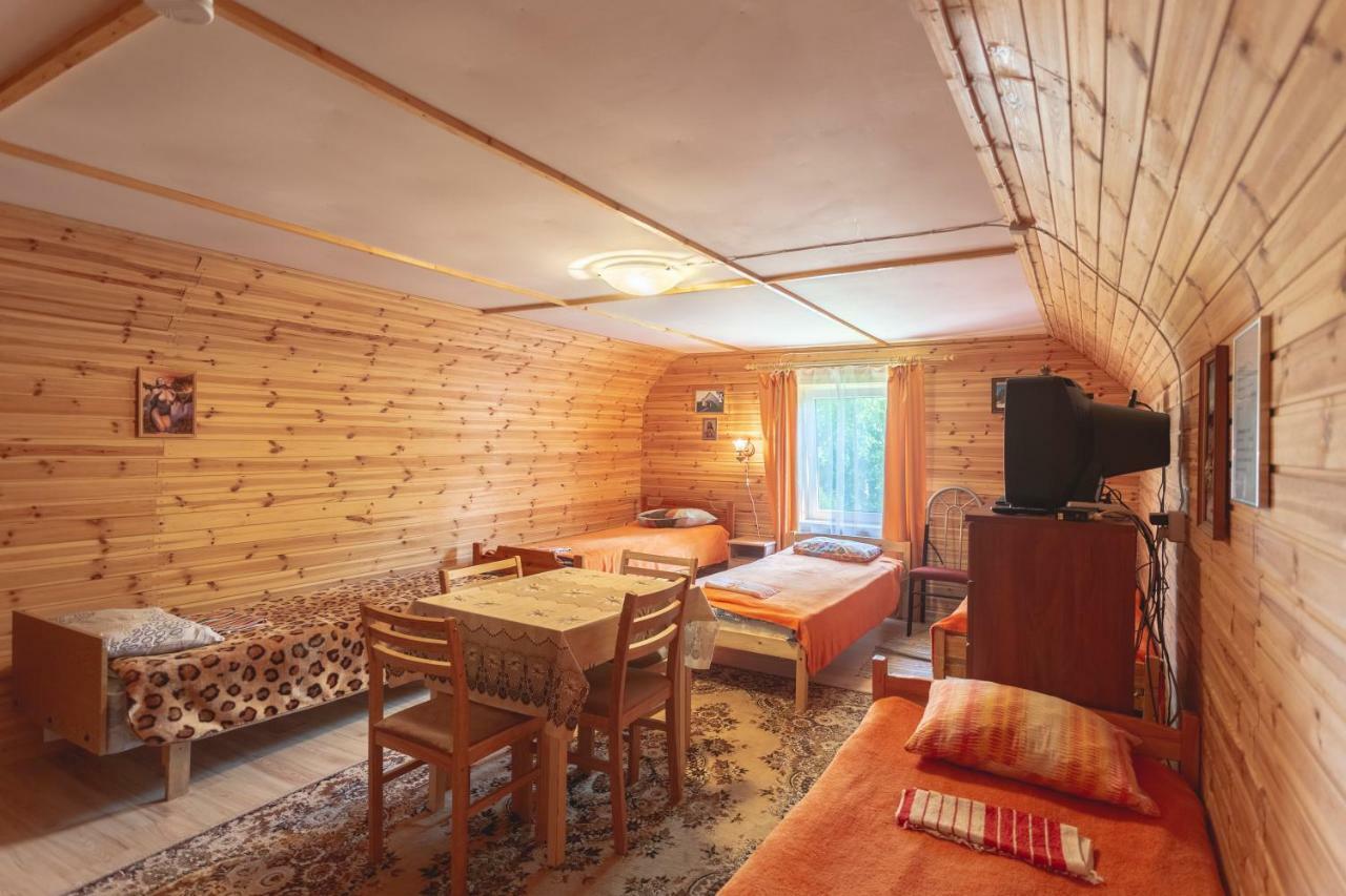 Kalamehe Farmstay Alatskivi ภายนอก รูปภาพ