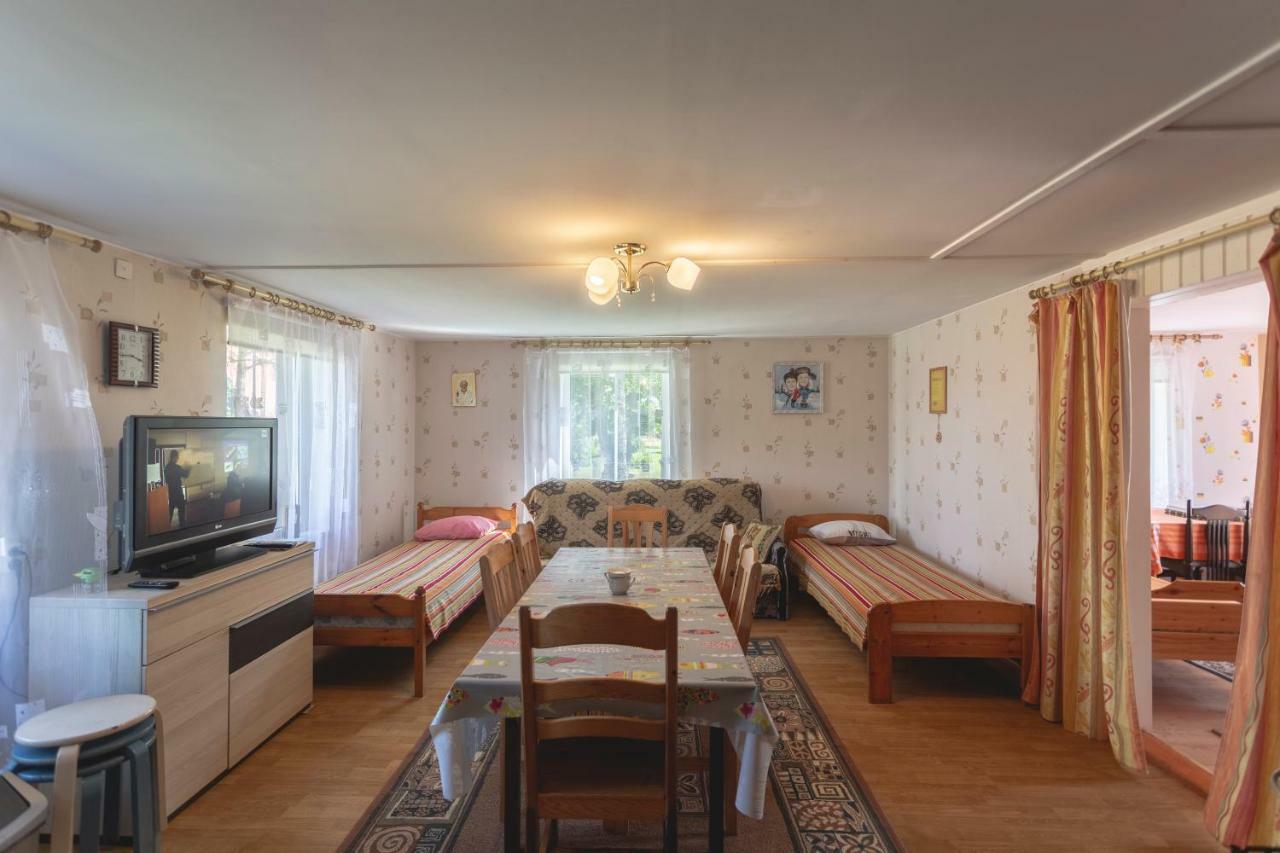 Kalamehe Farmstay Alatskivi ภายนอก รูปภาพ